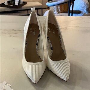 Mix No. 6 Cream Textured Heels